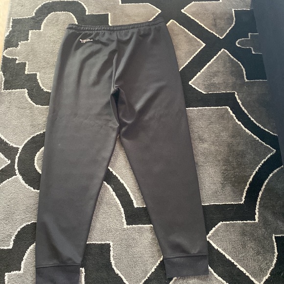 ❤️All $20 items are 2/$30❤️Kendall and Kylie oversized Sweatpants - Picture 5 of 6